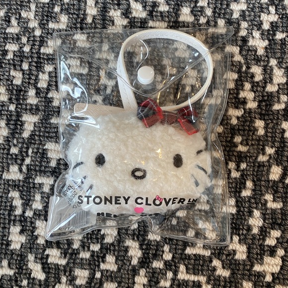 Hello Kitty X Stoney Clover Lane Bag Charm (NWT) - Picture 5 of 6
